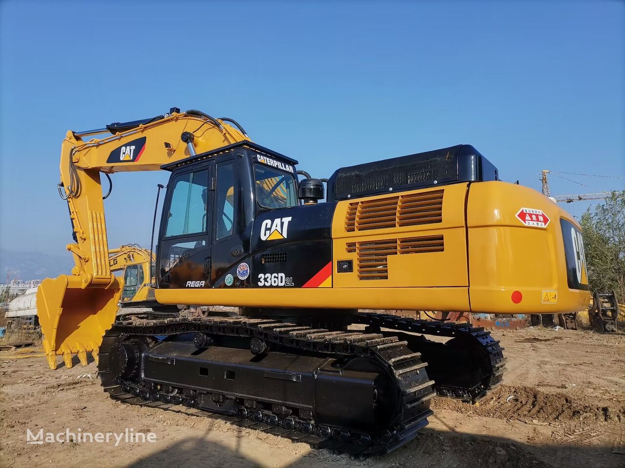 верижен багер CAT 336D2