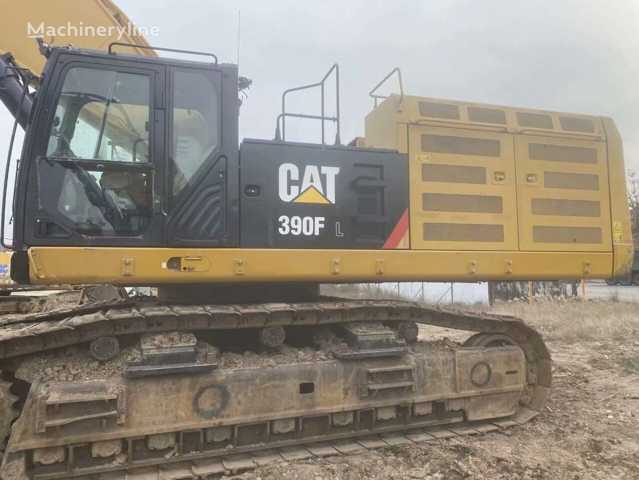 CAT 390FL tracked excavator