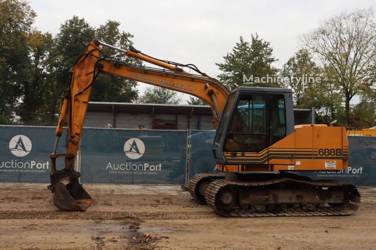 حفارة مجنزرة Case 688B-CK - Machineryline