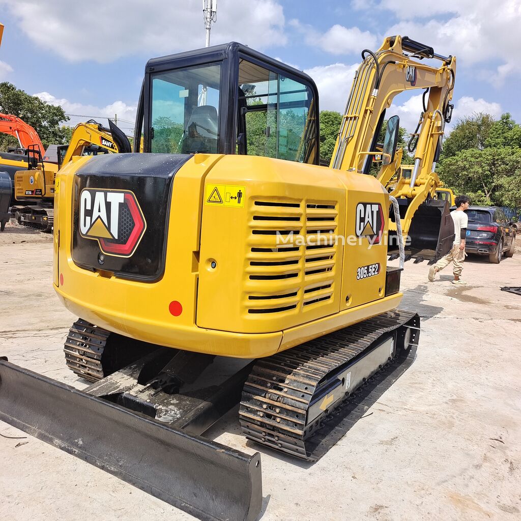 بیل مکانیکی ریلی Caterpillar 305.5E - Machineryline