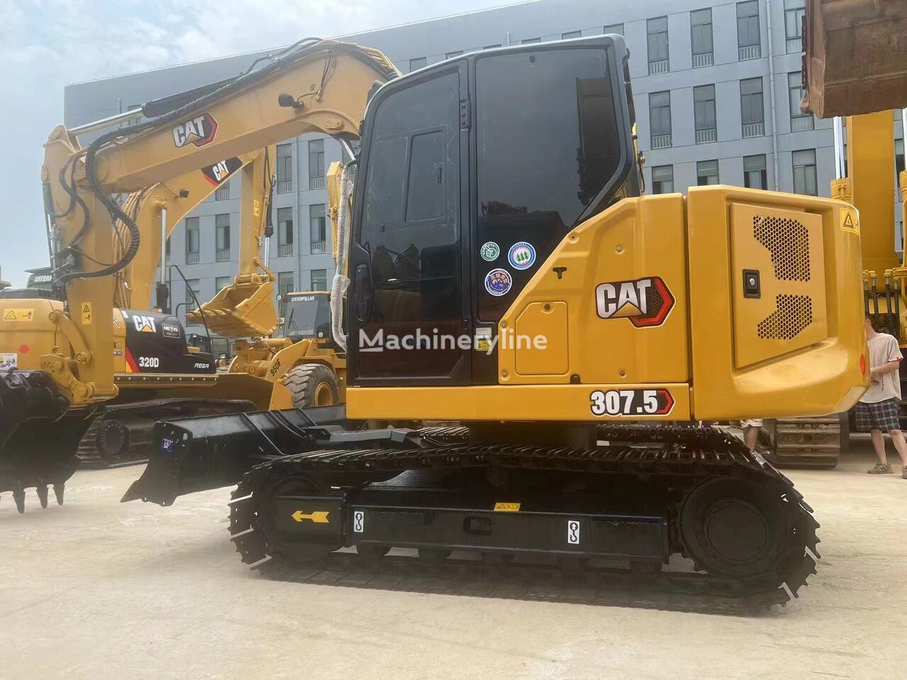 Caterpillar 307.5 tracked excavator