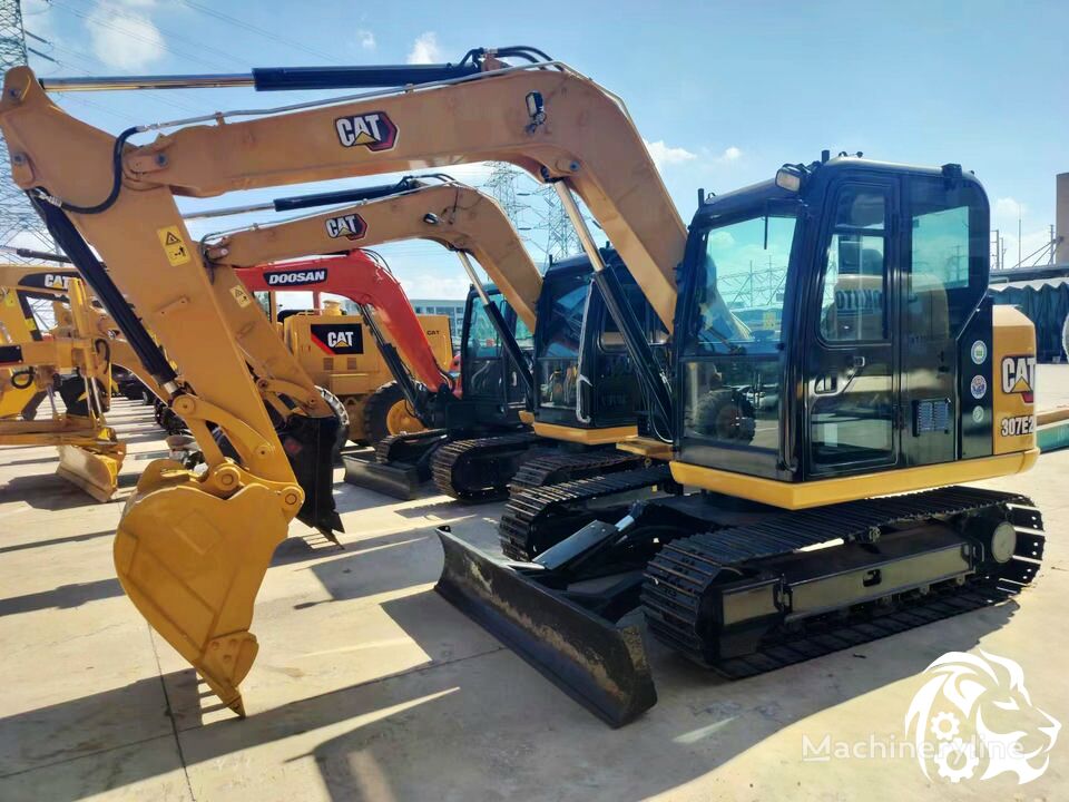 Caterpillar 307E2 excavadora de cadenas