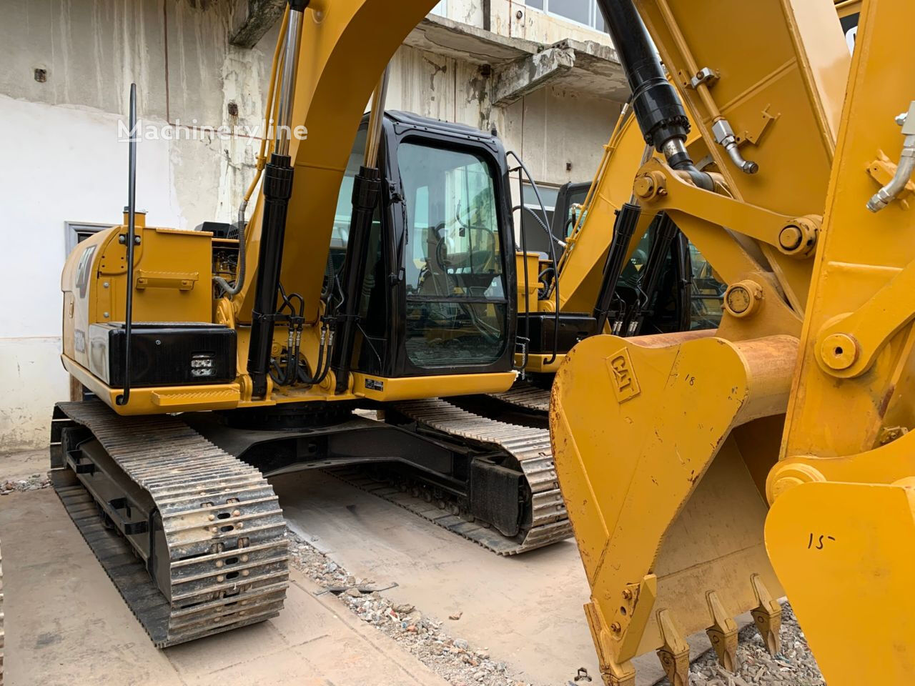 Caterpillar 313D2 GC lánctalpas kotrógép - Machineryline