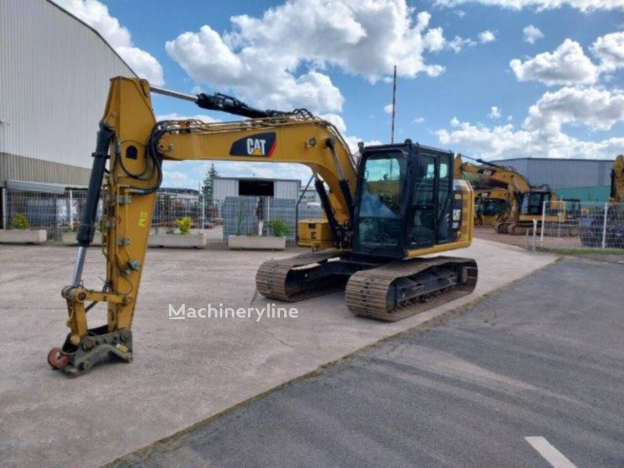 Гусеничный экскаватор Caterpillar 313F - Machineryline