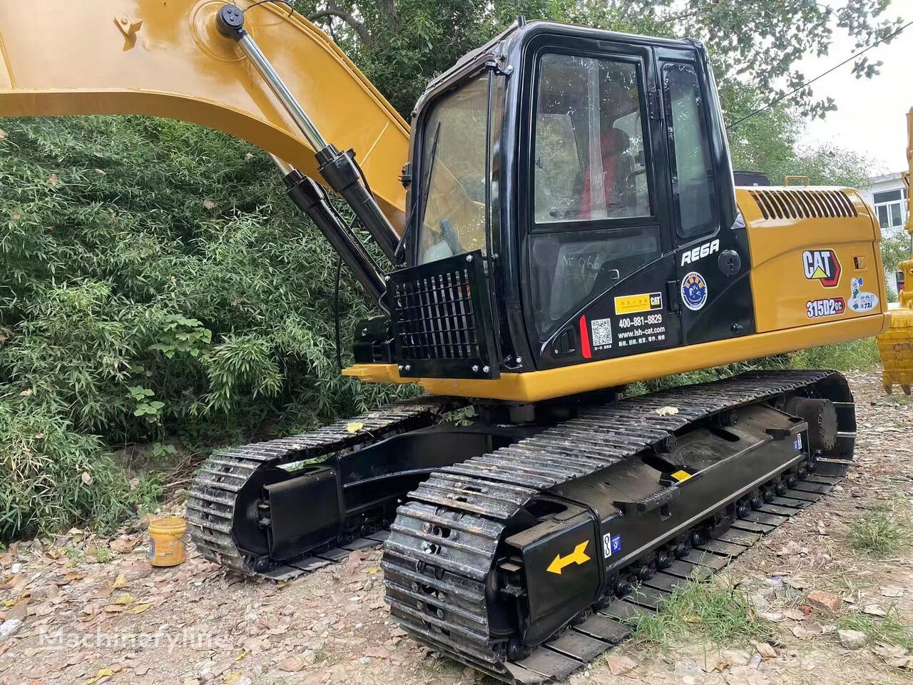 Caterpillar 315GC tracked excavator