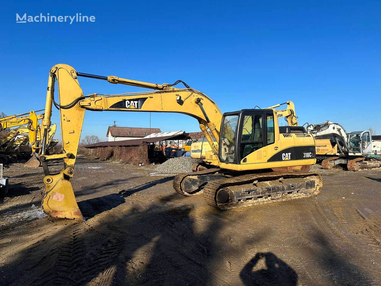 Caterpillar 318CL tracked excavator