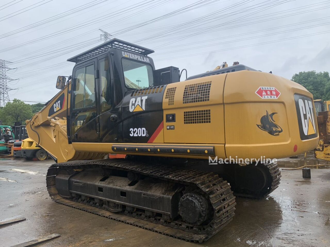 Купить гусеничный экскаватор Caterpillar 320 | Machineryline TJ Гусеничный экскаватор Caterpillar 320 - Machineryline