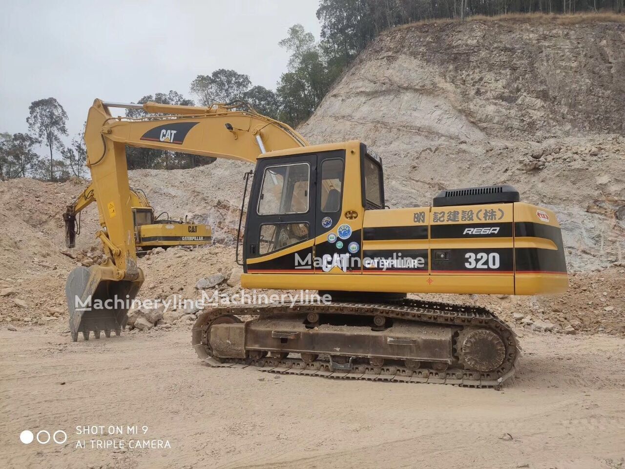 Caterpillar 320 bager gusjeničar - Machineryline