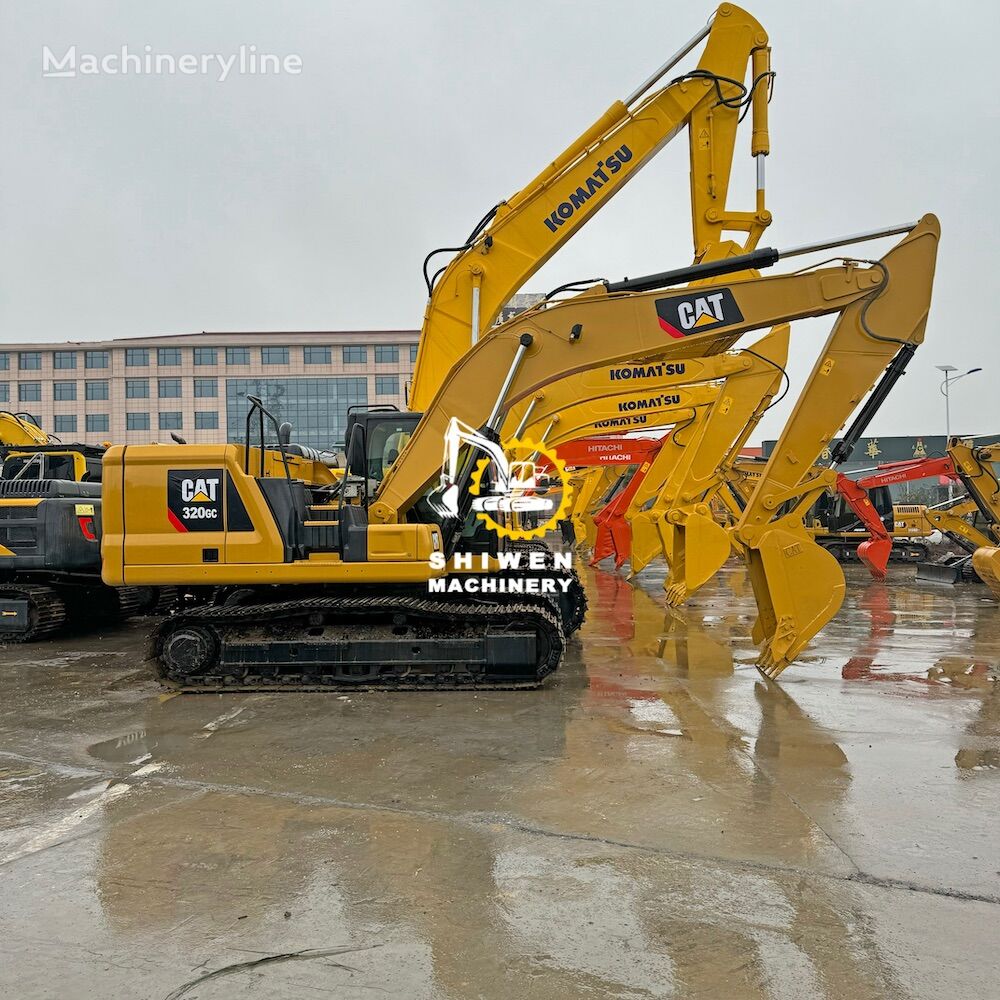 excavator pe şenile Caterpillar 320 320GC