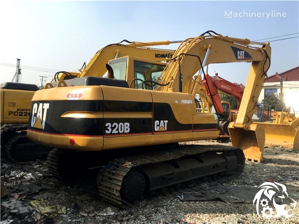 Caterpillar 320B tracked excavator