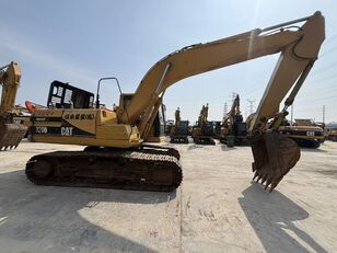 حفارة مجنزرة Caterpillar 320B