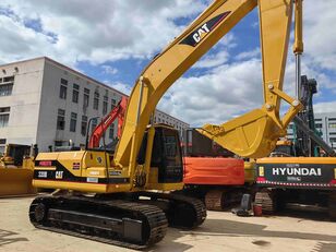 Caterpillar 320B tracked excavator