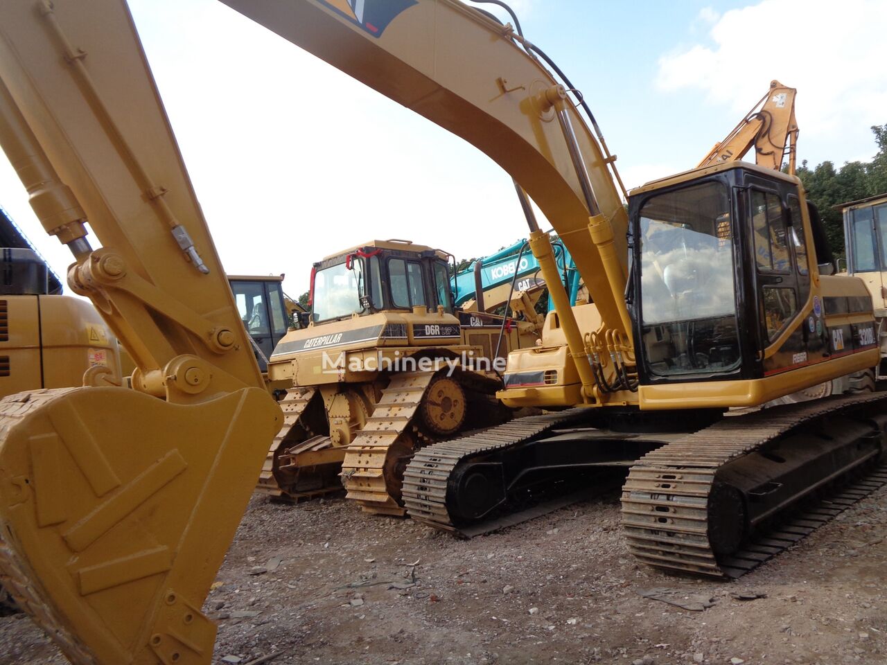 Pelle sur chenilles Caterpillar 320BL - Machineryline