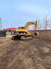 Caterpillar 320C tracked excavator