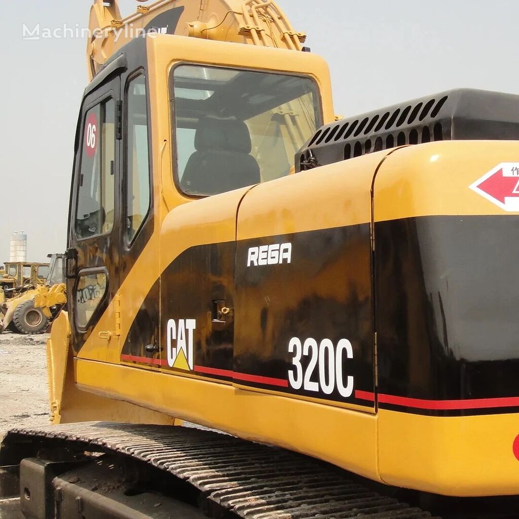 جديد حفارة مجنزرة Caterpillar 320C