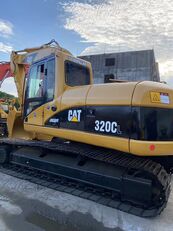 Caterpillar 320CL tracked excavator