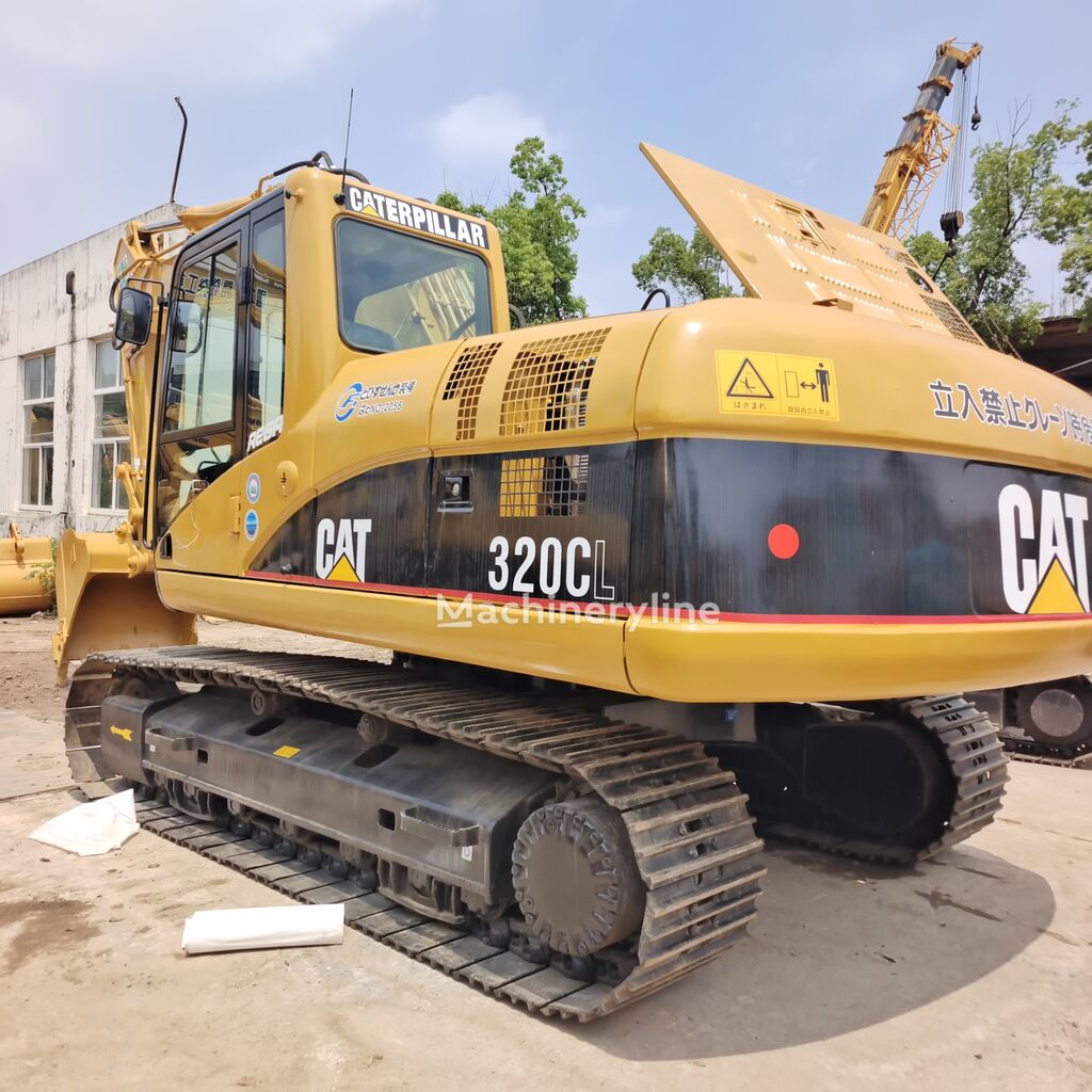 Гусеничный экскаватор Caterpillar 320CL - Machineryline
