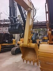 pelle sur chenilles Caterpillar 320CL