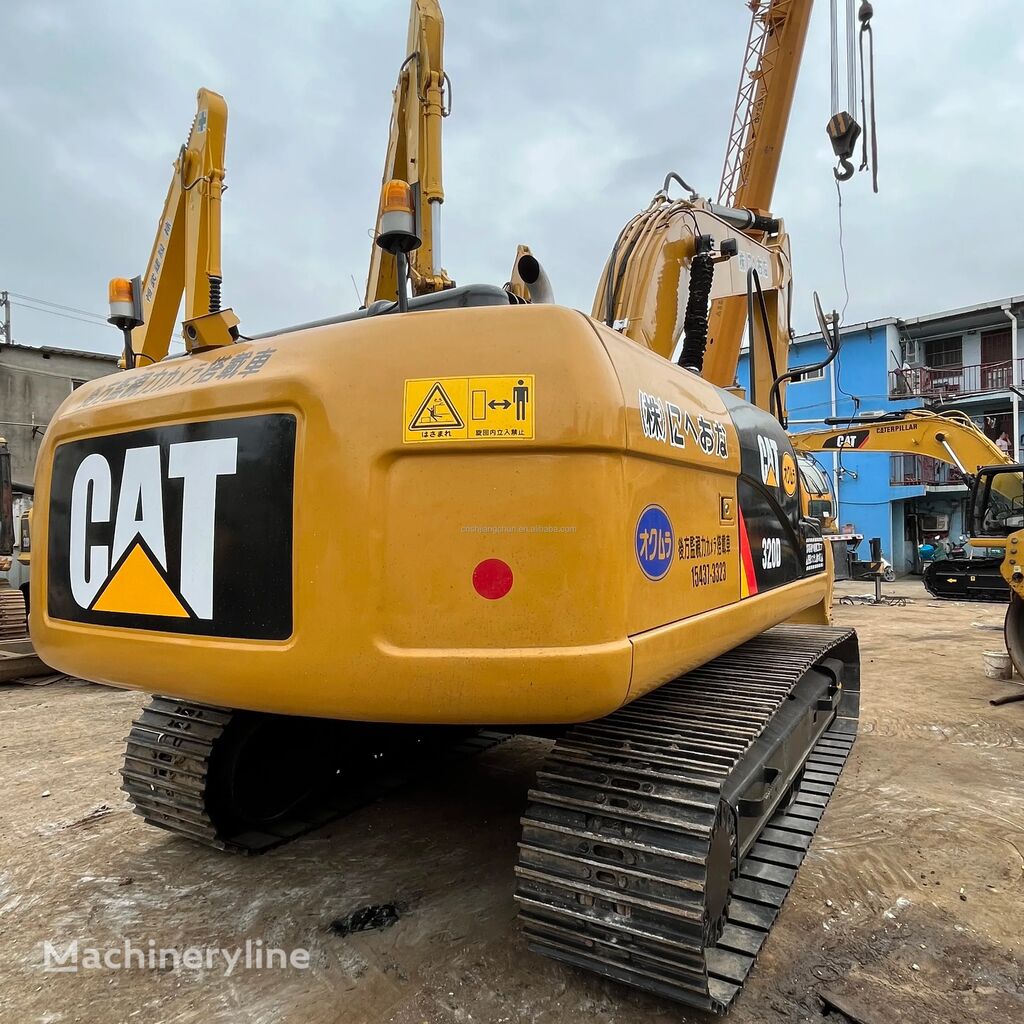 جديد حفارة مجنزرة Caterpillar 320D