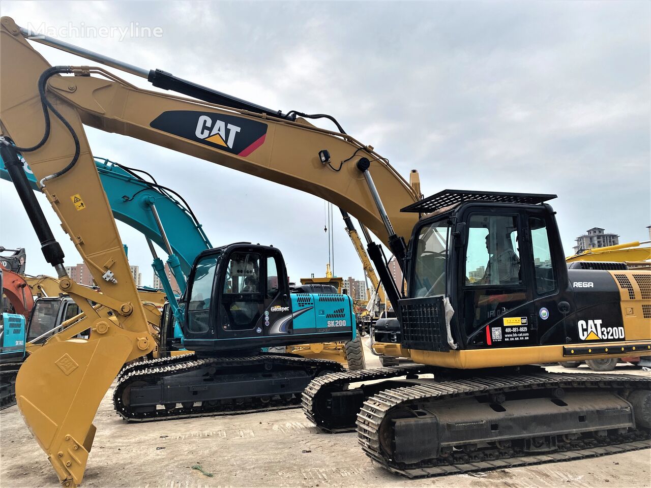 Caterpillar 320D tracked excavator