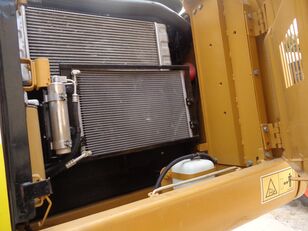 Caterpillar 320D tracked excavator for sale - Image 4 | Machineryline IN Caterpillar 320D tracked excavator | Image 4 - Machineryline