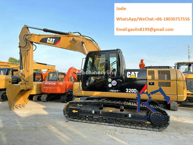 Caterpillar 320D2 tracked excavator