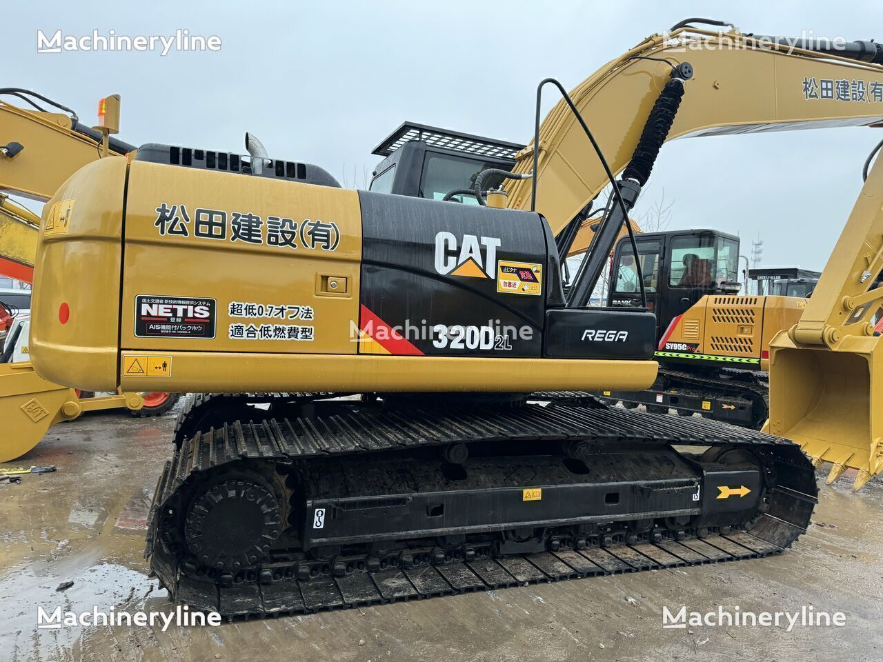 Caterpillar 320D2L tracked excavator