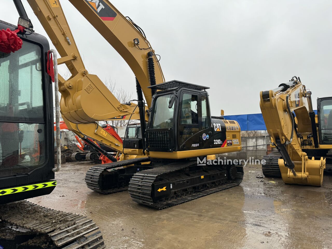 Venta de Caterpillar 320D2L excavadora de cadenas | Machineryline PY Caterpillar 320D2L excavadora de cadenas - Machineryline