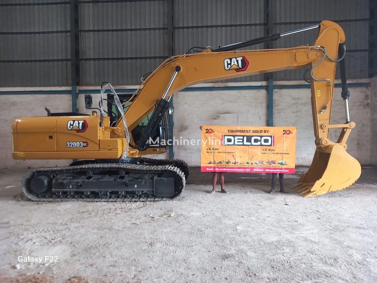 new Caterpillar 320D3GC tracked excavator