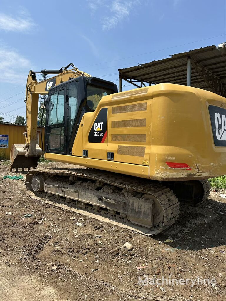 Caterpillar 320GC tracked excavator