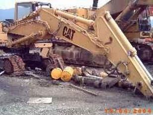 بیل مکانیکی ریلی Caterpillar 320L برای قطعات یدکی