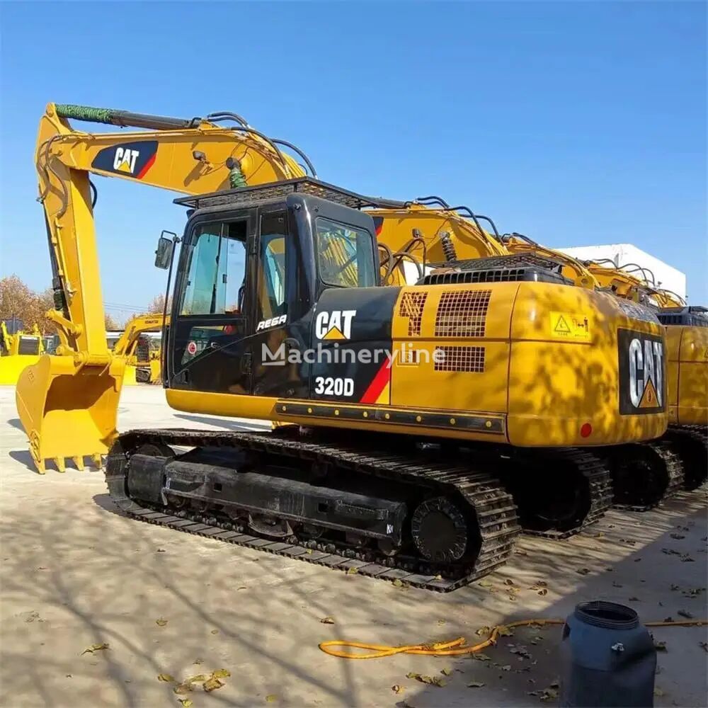 excavator pe şenile Caterpillar  320d