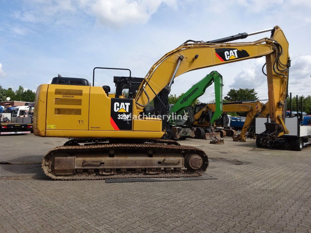 Caterpillar 323 F Kettenbagger