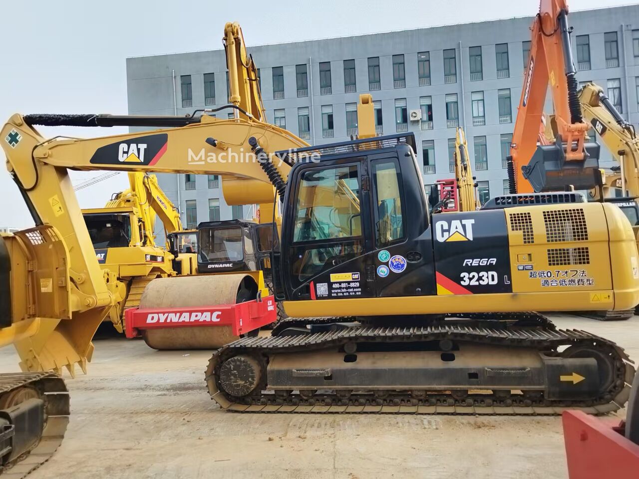 Caterpillar 323D tracked excavator - Machineryline