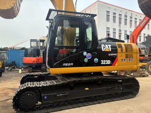 гусеничный экскаватор Caterpillar 323DL