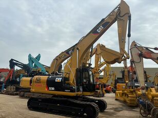 bager goseničar Caterpillar 323DL