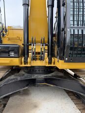 Caterpillar 323DL 3000UNITS tracked excavator