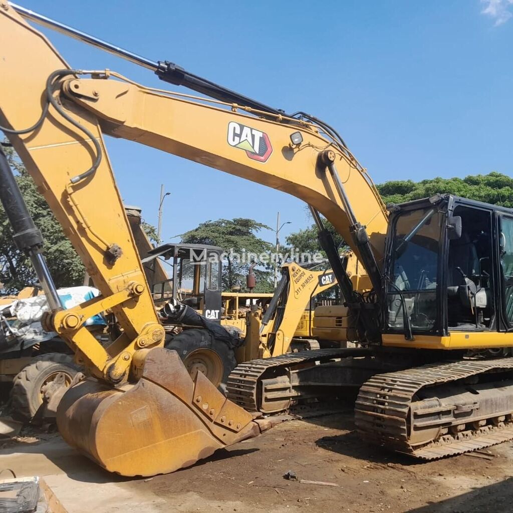 máy đào bánh xích Caterpillar 324D