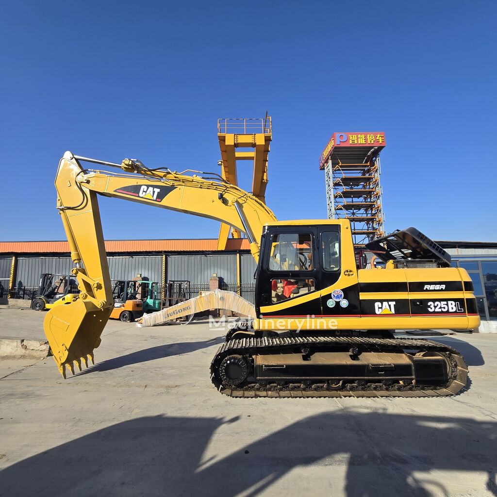 Caterpillar 325BL bager gusjeničar