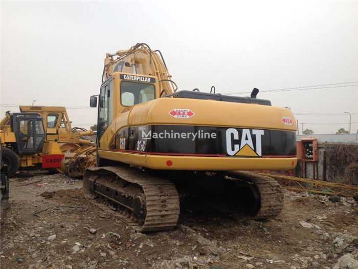 Caterpillar 325C tracked excavator