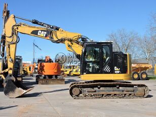 حفارة مجنزرة Caterpillar 325FL