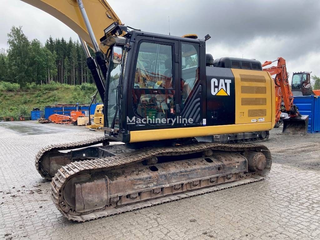 Caterpillar 326 F excavadora de cadenas