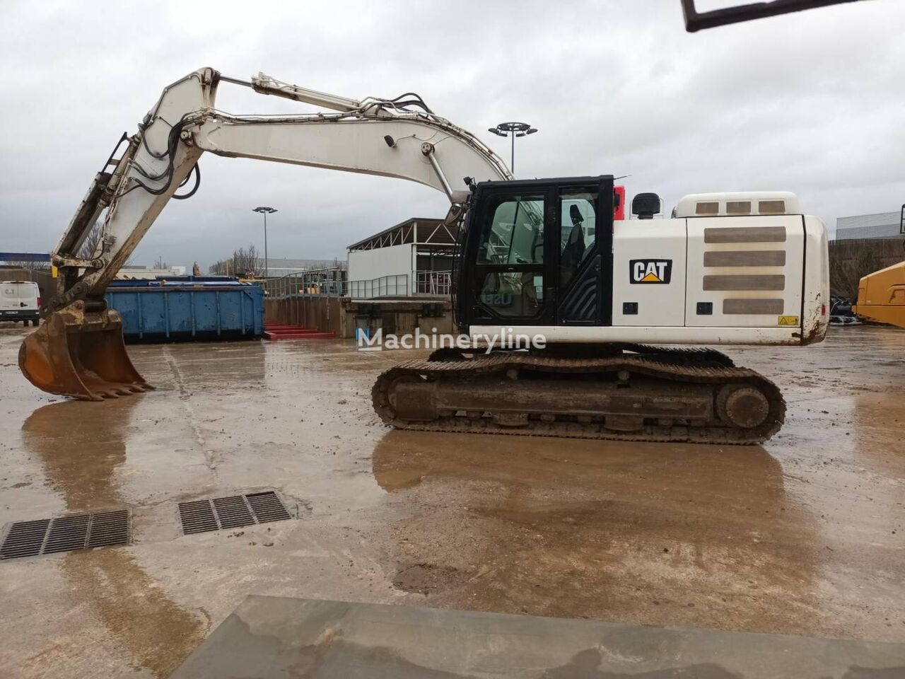 Caterpillar 326F tracked excavator