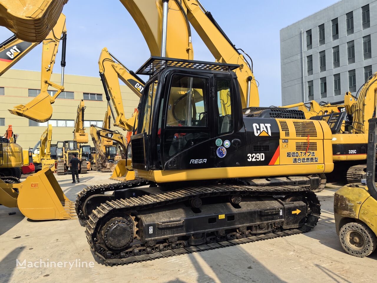 Caterpillar 329D rupsgraafmachine