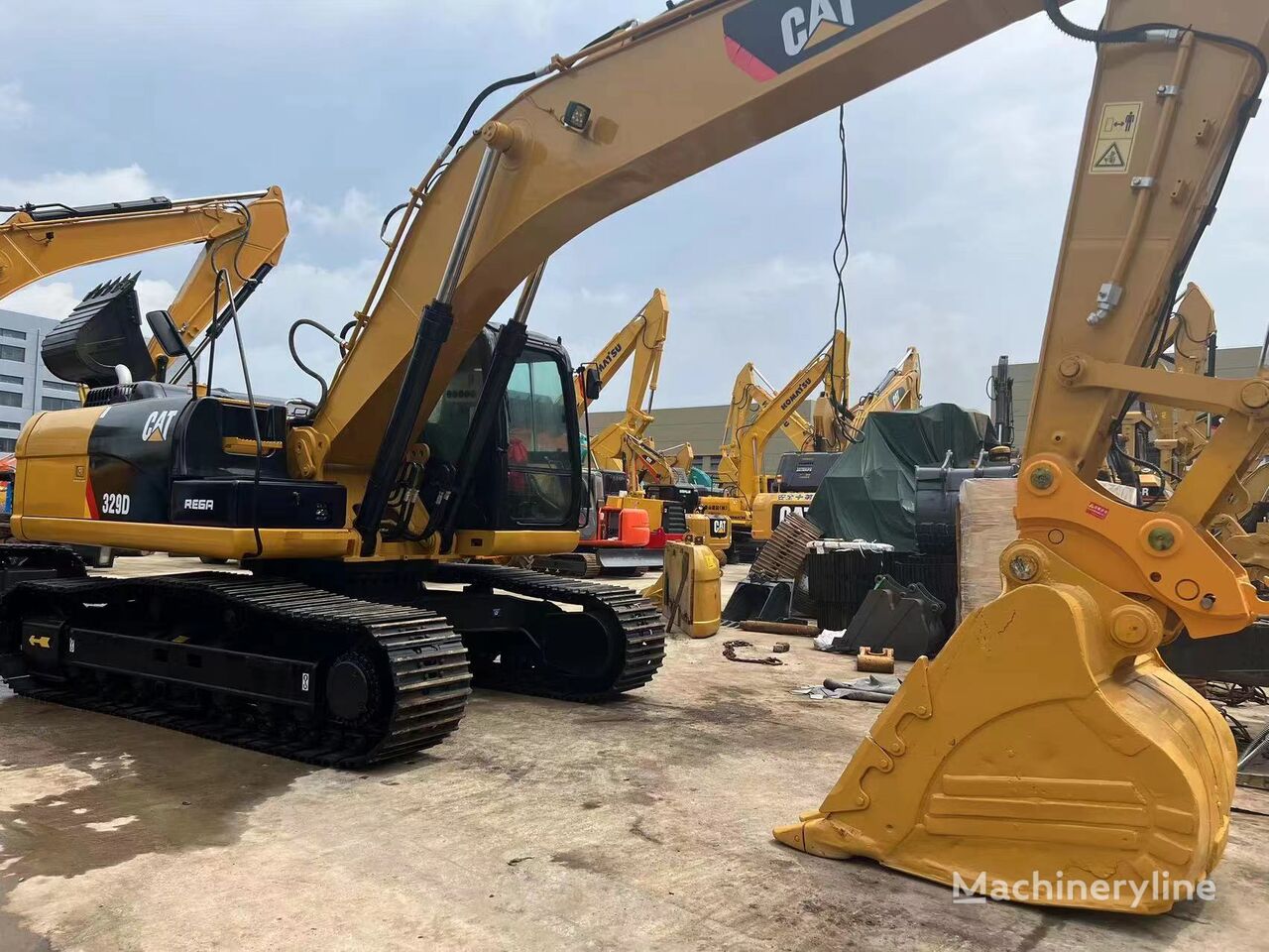 Caterpillar 329D tracked excavator