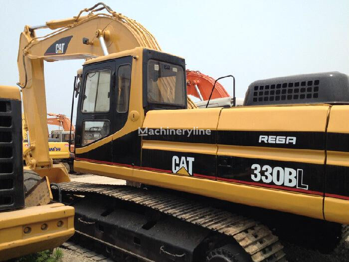 Caterpillar 330BL tracked excavator