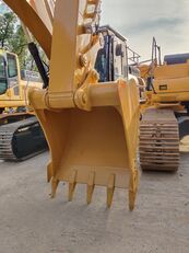 حفارة مجنزرة Caterpillar 330D