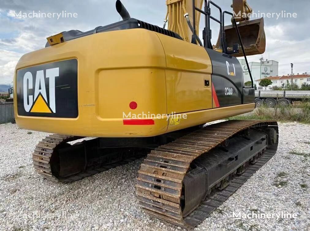 Caterpillar 330D2L クローラーショベル