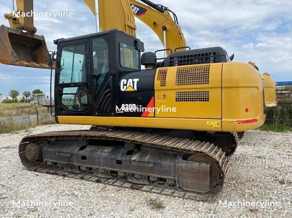 гусеничный экскаватор Caterpillar 330D2L