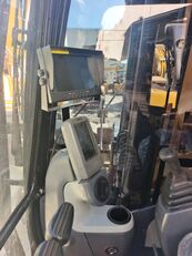 pelle sur chenilles Caterpillar 330D2L